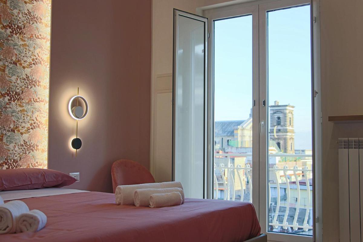 Deluxe Double Room with Balcony and Sea View
